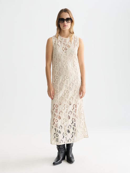 Robe midi brodée de flammes