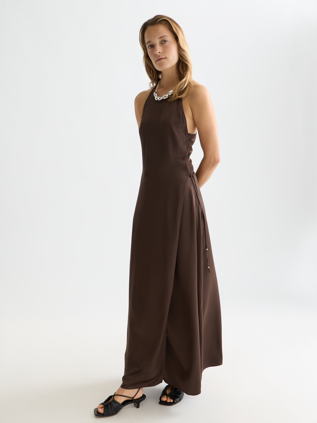 Maxi-Wickelkleid aus Viskose mit Spaghettiträgern