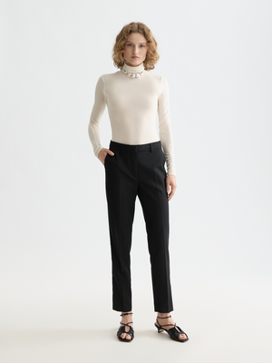 Essentials —  Lowry Pant