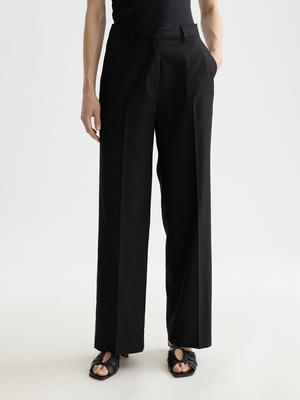 Essentials —  Edie Pant