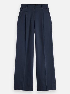 Essentials — Rose Chino Pant