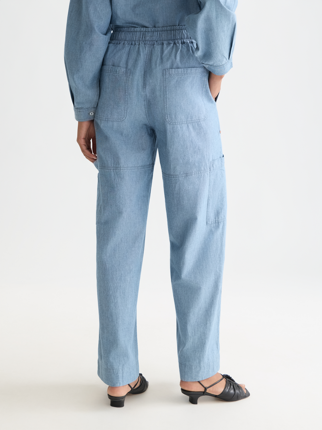Noa Blue Moon Indigo Lightweight Pant