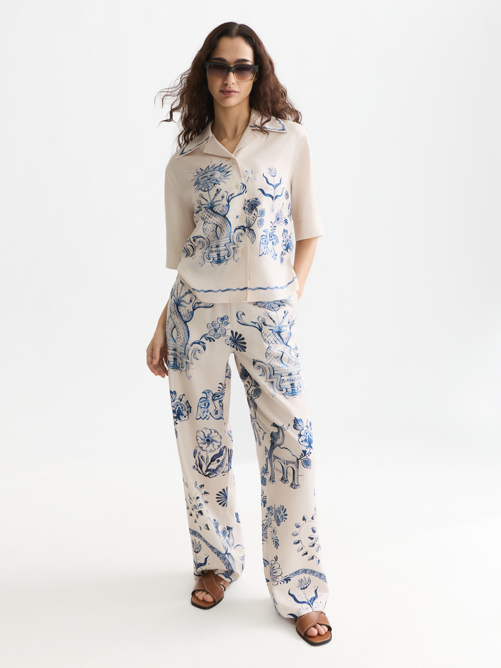 Scotch & Soda x Royal Delft Gia Mid-Rise Wide-Leg Printed Pants