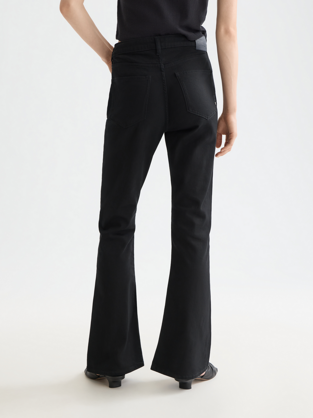 Core The Charm Flared Jeans  Stay Black