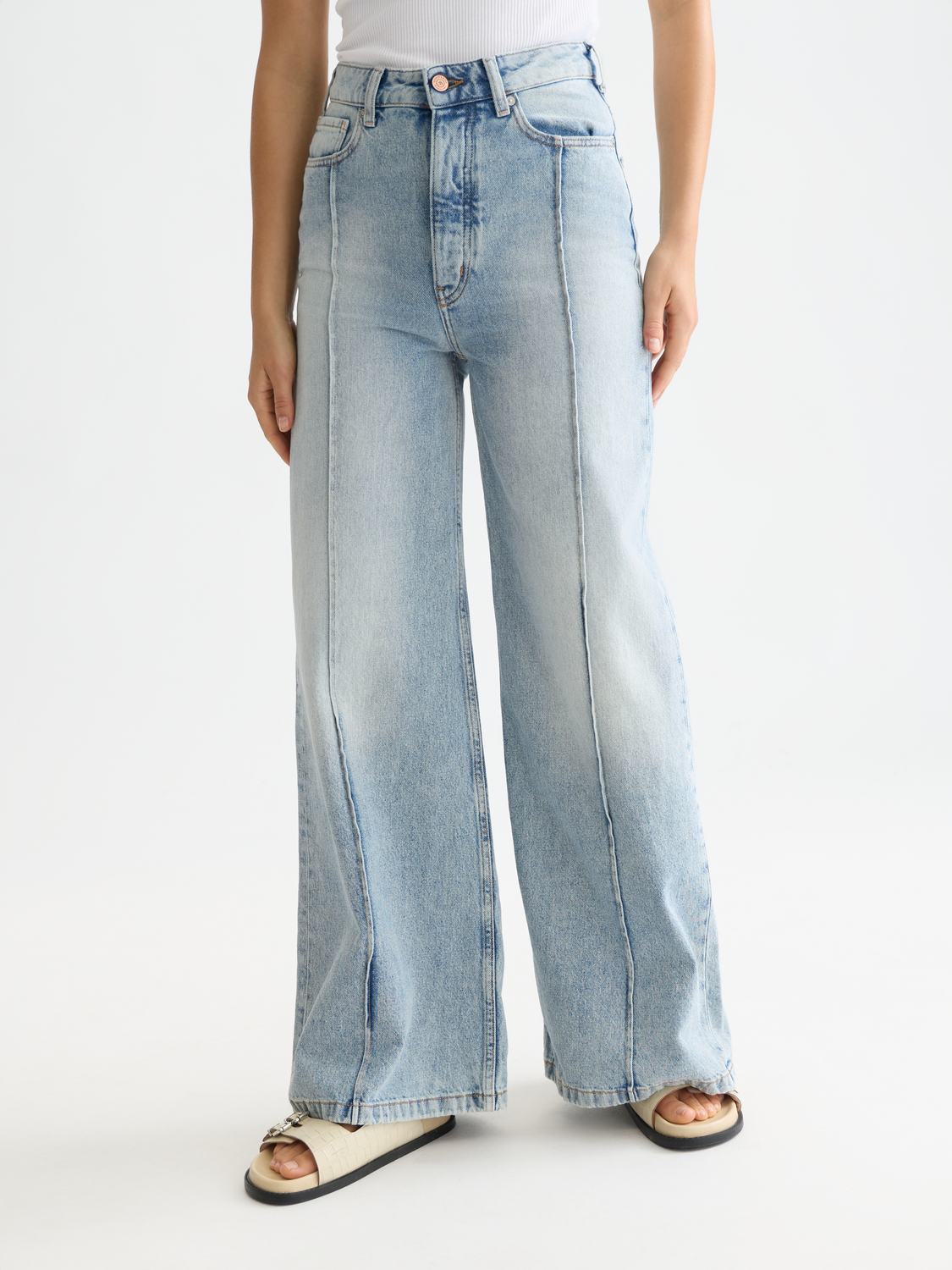 The Wave Wide Leg Jeans